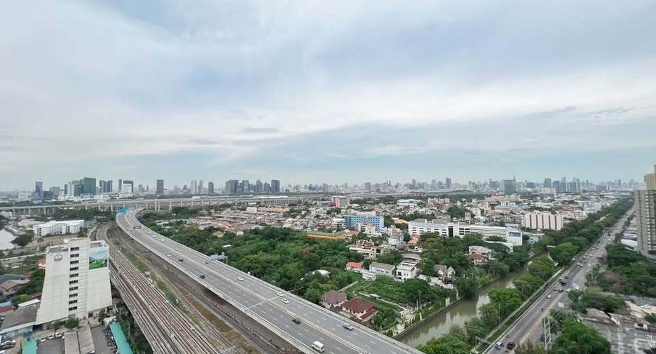 For rent 2 bedrooms condo in Bang Sue, Bangkok