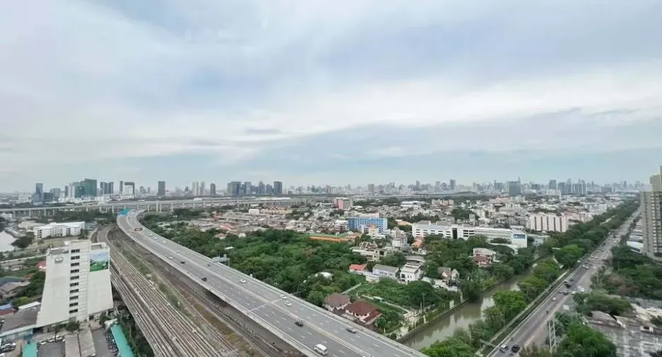 For rent 2 bedrooms condo in Bang Sue, Bangkok
