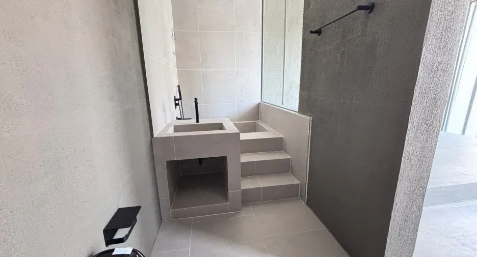 For rent 4 bedrooms villa in Hua Hin, Prachuap Khiri Khan