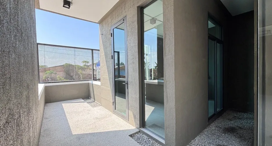 For rent 4 bedrooms villa in Hua Hin, Prachuap Khiri Khan