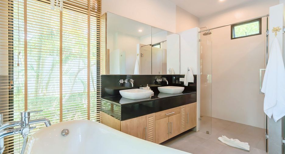 For sale and for rent 3 bedrooms villa in Thalang, Phuket