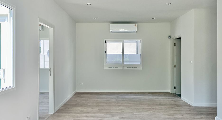 Casa en alquiler de 4 habitaciones en Mueang Phuket, Phuket