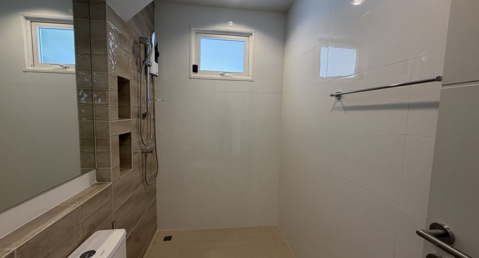For rent 4 bedrooms house in Mueang Phuket, Phuket