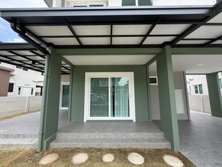 For rent 4 bedrooms house in Mueang Phuket, Phuket