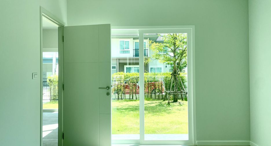 Casa en alquiler de 4 habitaciones en Mueang Phuket, Phuket