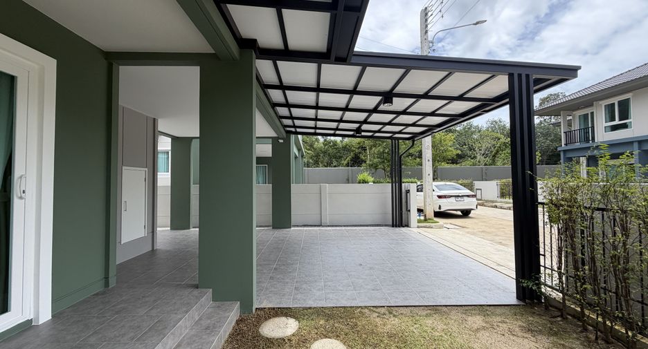 For rent 4 bedrooms house in Mueang Phuket, Phuket