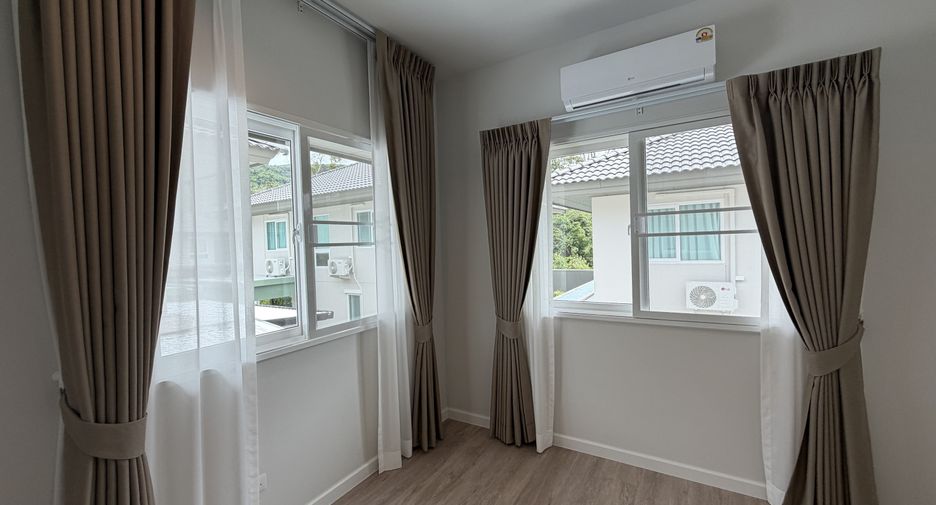 For rent 4 bedrooms house in Mueang Phuket, Phuket
