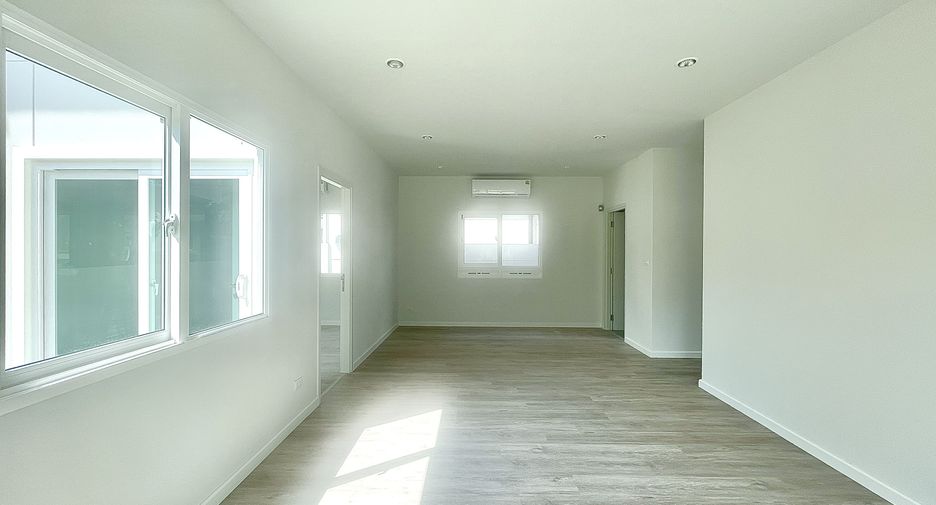 Casa en alquiler de 4 habitaciones en Mueang Phuket, Phuket
