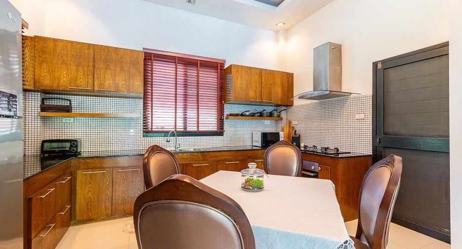Villa en venta y en alquiler de 3 habitaciones en Mueang Phuket, Phuket