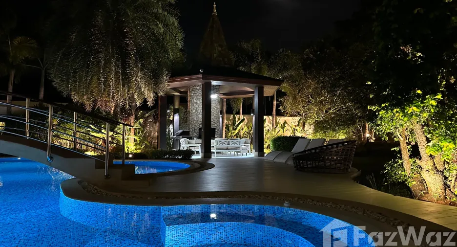 Villa zum Kauf und zur Miete mit 4 Zimmer in Thalang, Phuket