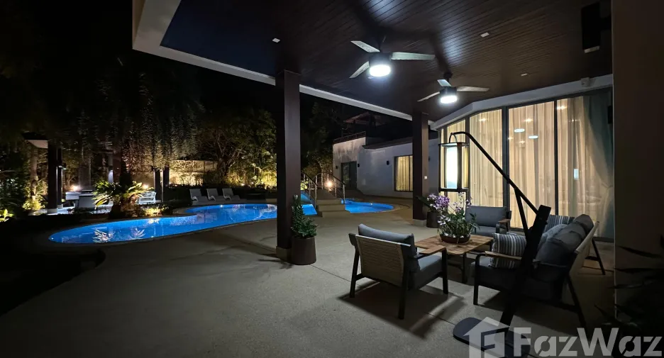 Villa zum Kauf und zur Miete mit 4 Zimmer in Thalang, Phuket