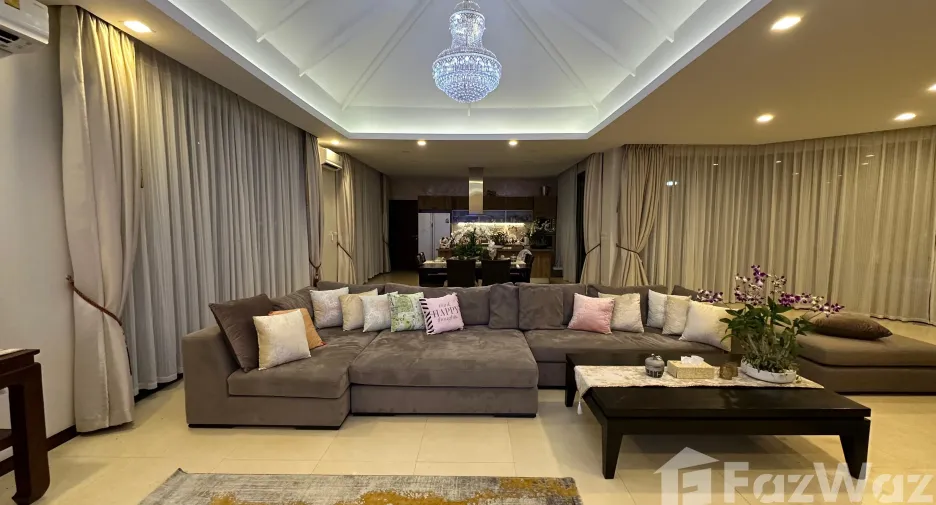 Villa zum Kauf und zur Miete mit 4 Zimmer in Thalang, Phuket