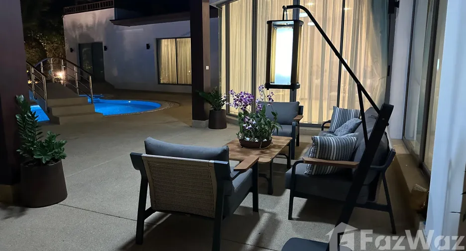 Villa zum Kauf und zur Miete mit 4 Zimmer in Thalang, Phuket