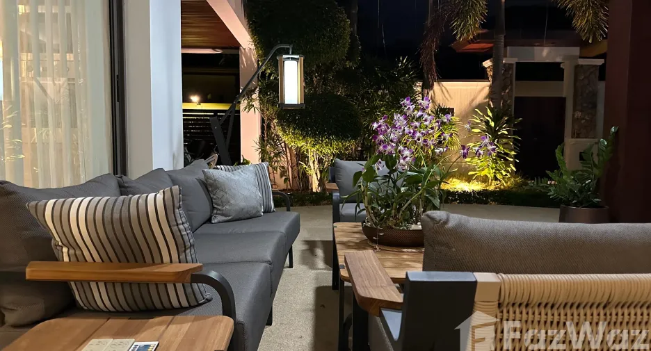 Villa zum Kauf und zur Miete mit 4 Zimmer in Thalang, Phuket
