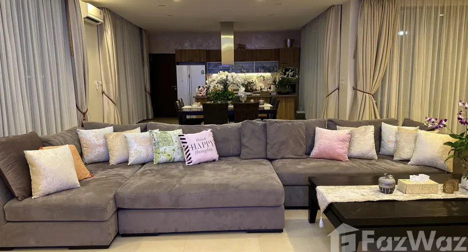 Villa zum Kauf und zur Miete mit 4 Zimmer in Thalang, Phuket