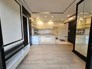 Gewerbefläche zum Kauf und zur Miete in Bang Na, Bangkok