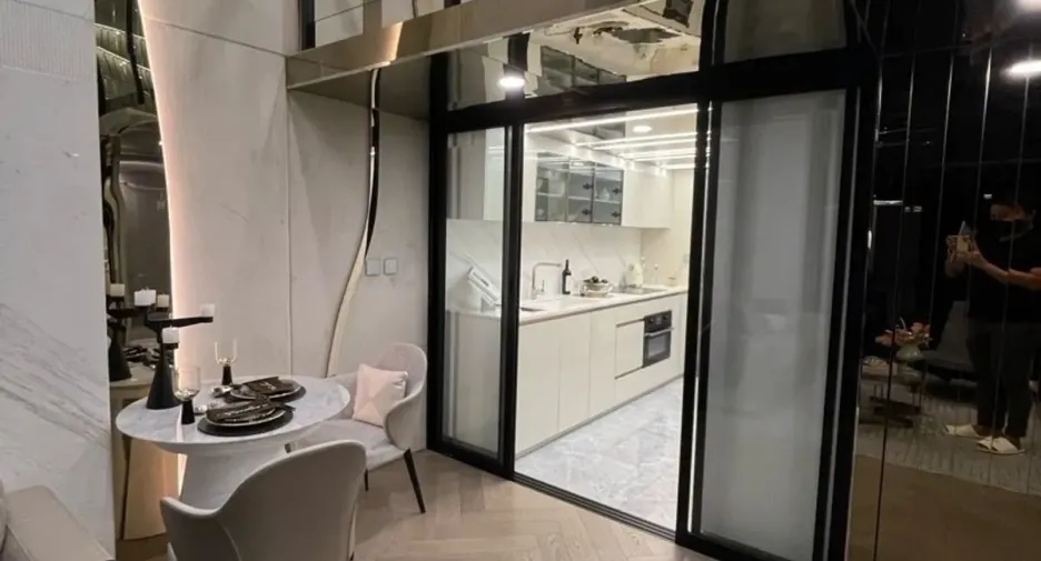 Wohnung zum Kauf mit 2 Zimmer in Watthana, Bangkok