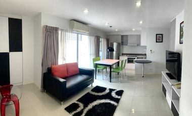 À louer 2 chambres condo à Watthana, Bangkok