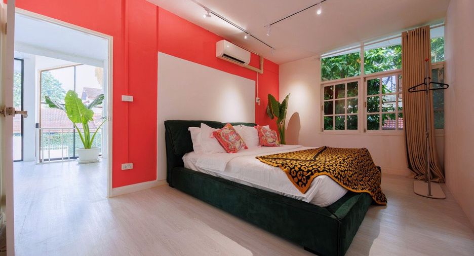 Villa zur Miete mit 7 Zimmer in Watthana, Bangkok