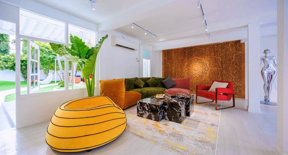 Villa zur Miete mit 7 Zimmer in Watthana, Bangkok