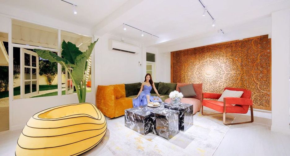 Villa zur Miete mit 7 Zimmer in Watthana, Bangkok
