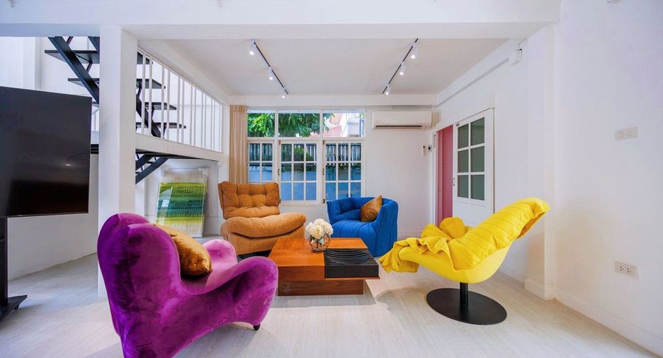Villa zur Miete mit 7 Zimmer in Watthana, Bangkok