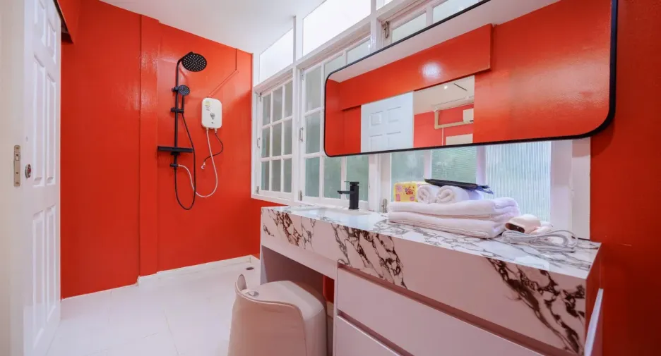 Villa zur Miete mit 7 Zimmer in Watthana, Bangkok