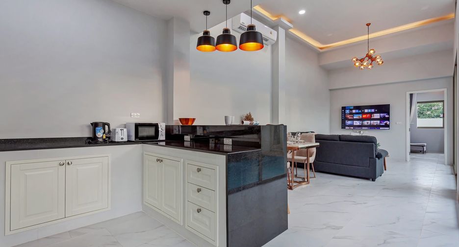 For rent 3 bedrooms villa in Mueang Phuket, Phuket