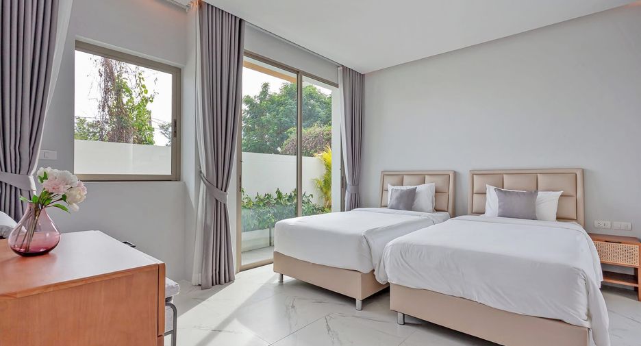 For rent 3 bedrooms villa in Mueang Phuket, Phuket