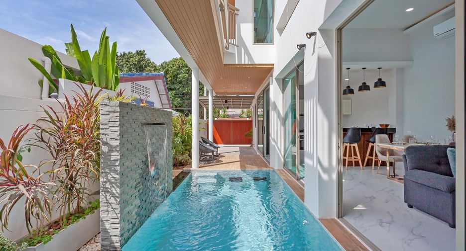 For rent 3 bedrooms villa in Mueang Phuket, Phuket