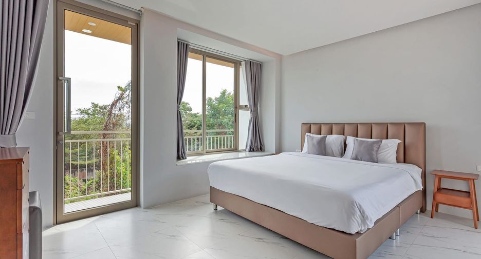 For rent 3 bedrooms villa in Mueang Phuket, Phuket