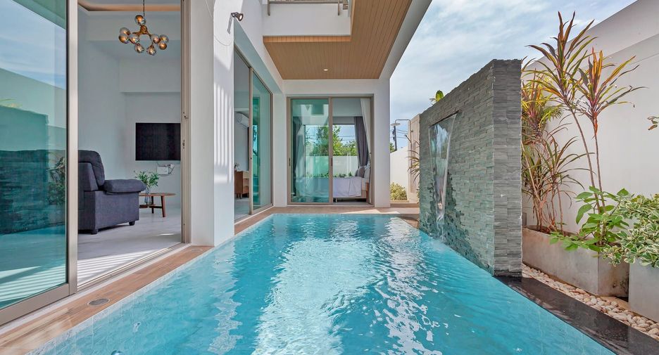 For rent 3 bedrooms villa in Mueang Phuket, Phuket