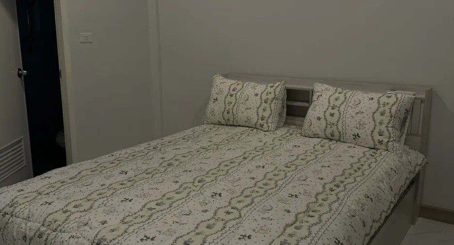 Reihenhaus zur Miete mit 2 Zimmer in Bang Lamung, Chonburi