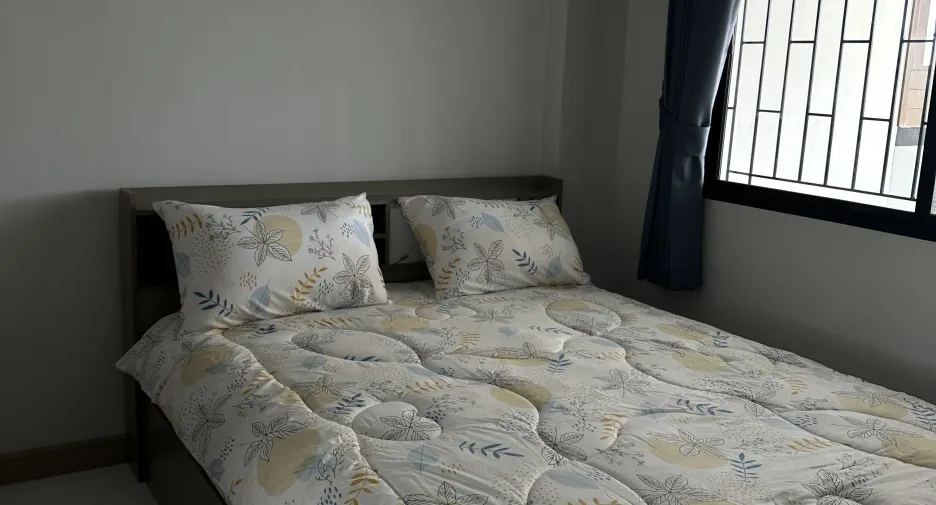 Reihenhaus zur Miete mit 2 Zimmer in Bang Lamung, Chonburi