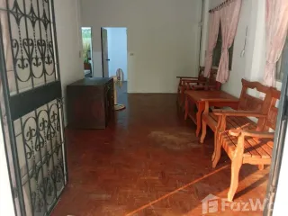 À louer 3 chambres maison à Mueang Chiang Mai, Chiang Mai