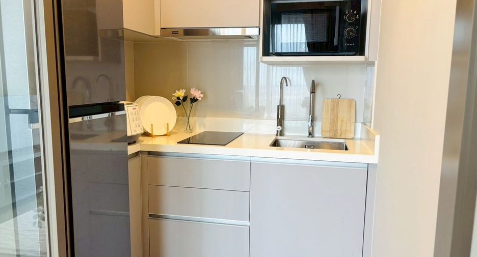 Condo en alquiler de 2 habitaciones en Bang Phli, Samut Prakan