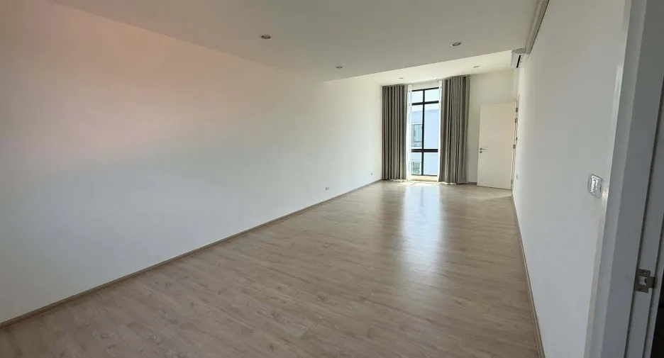 For sale 3 bedrooms townhouse in Suan Luang, Bangkok