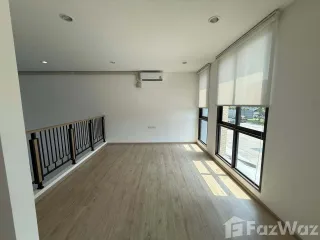 For sale 3 ベッドルーム townhouse in Suan Luang, Bangkok