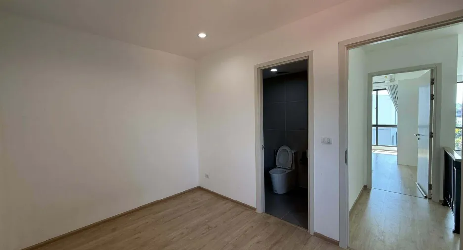 For sale 3 bedrooms townhouse in Suan Luang, Bangkok