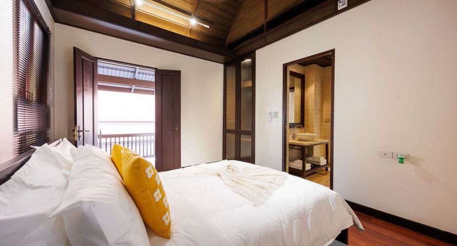 Villa en alquiler de 4 habitaciones en Watthana, Bangkok