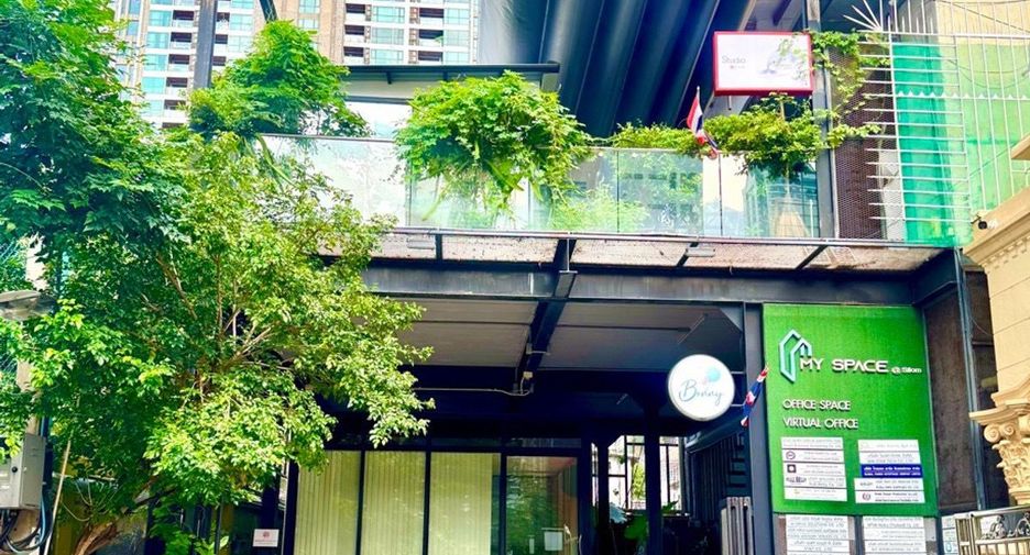 À louer bureau à Bang Rak, Bangkok