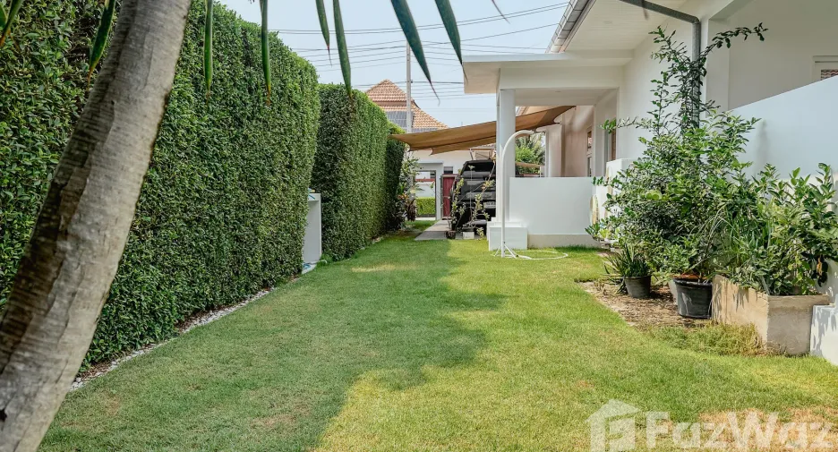 For sale 3 bedrooms villa in Hua Hin, Prachuap Khiri Khan