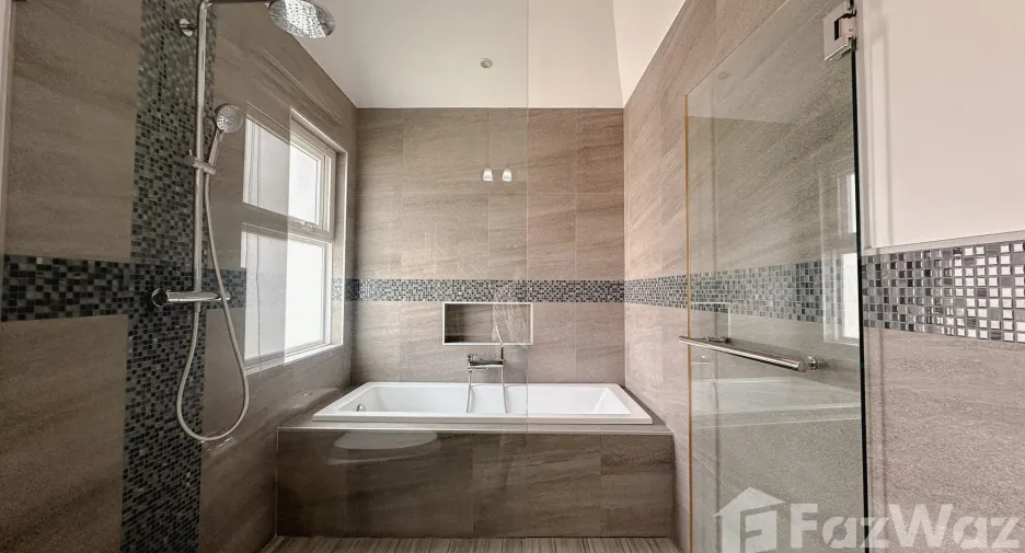 For sale 3 bedrooms villa in Hua Hin, Prachuap Khiri Khan