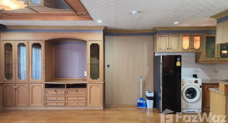 For rent 1 bed condo in Phaya Thai, Bangkok