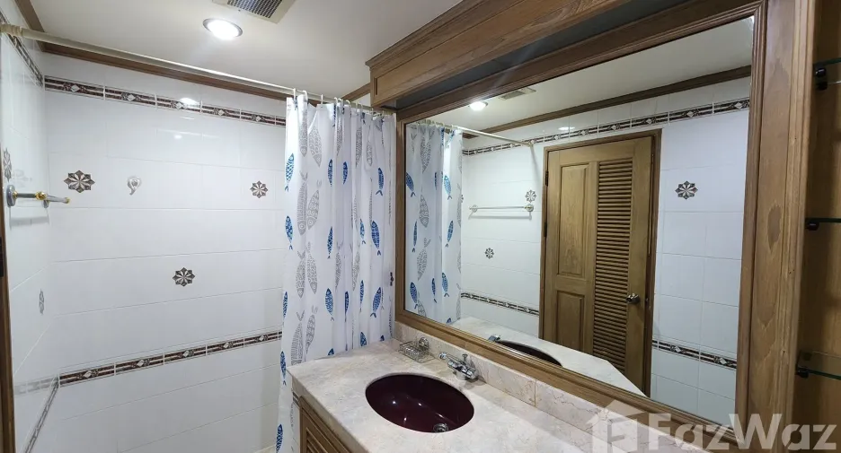 For rent 1 bed condo in Phaya Thai, Bangkok