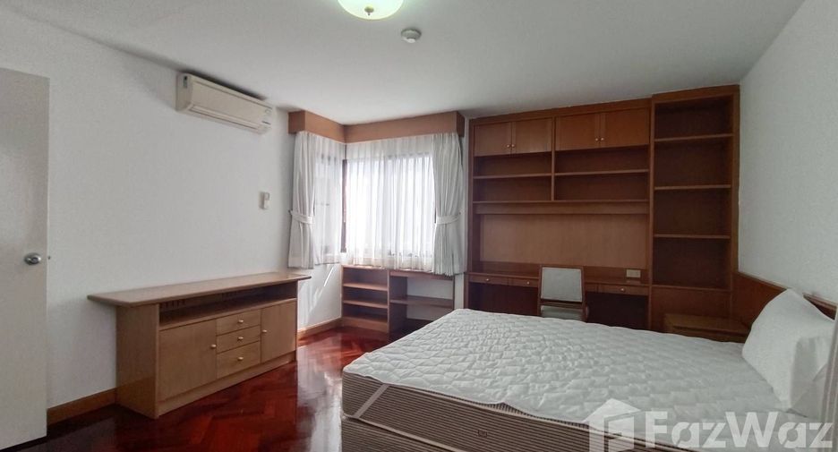 For rent 3 bedrooms apartment in Watthana, Bangkok