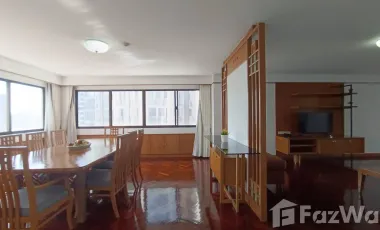 Apartamento en alquiler de 3 habitaciones en Watthana, Bangkok