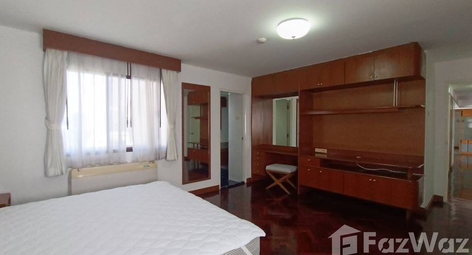 Apartment zur Miete mit 3 Zimmer in Watthana, Bangkok