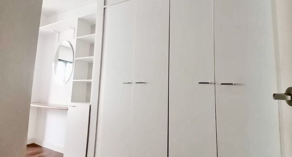 ให้เช่า 3 ห้องนอน คอนโด ใน วัฒนา, กรุงเทพฯ