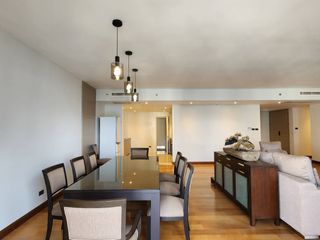 For rent 3 bedrooms condo in Pathum Wan, Bangkok